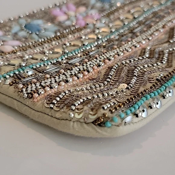 CHARLIE PAIGE BEAD & SEQUIN EMBELLISHED WRISTLET - Picture 7 of 11